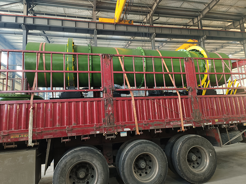 单筒烘干机 单机脉冲袋式除尘器发往天津